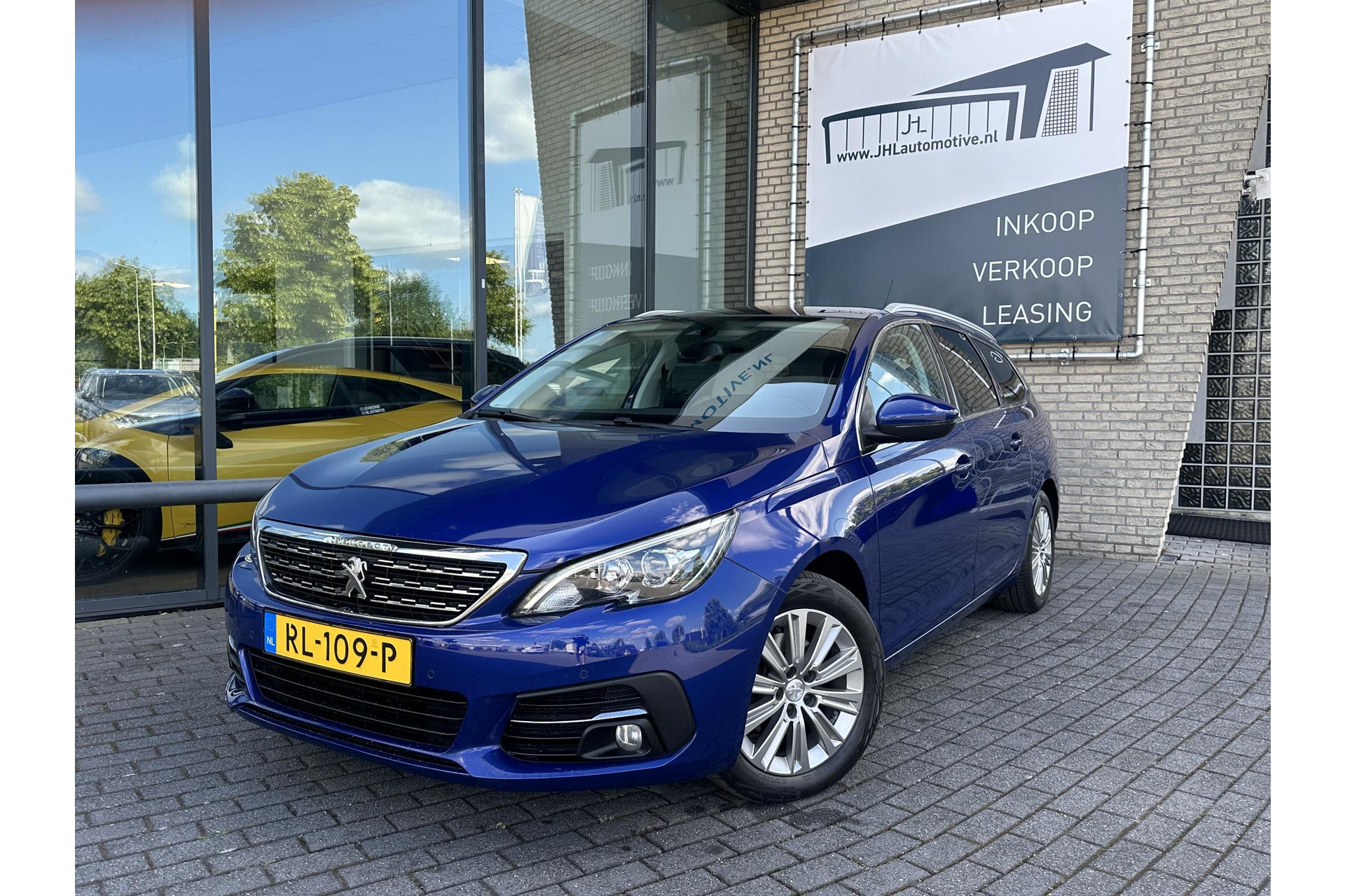 Peugeot 308 SW 1.6 BlueHDI Premium*PANO*CAM*CRUISE*NAVI*ECC*TEL*